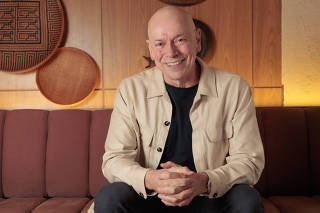 UMA NOITE PARA CELEBRAR AS TRAVESSIAS DE OXÓSSI