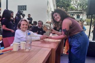 007 cassino royale download dublado 4shared